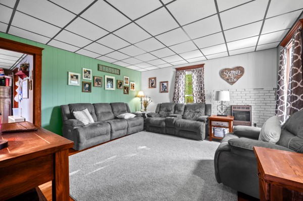 15230 East National Road Marshall, IL 62441 - Photo 12 of 29 Gallery Image 12