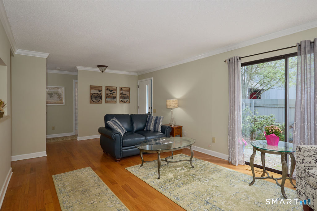 6 Hollyberry Lane, Unit 6 Ridgefield, CT 06877 - Photo 3 of 31