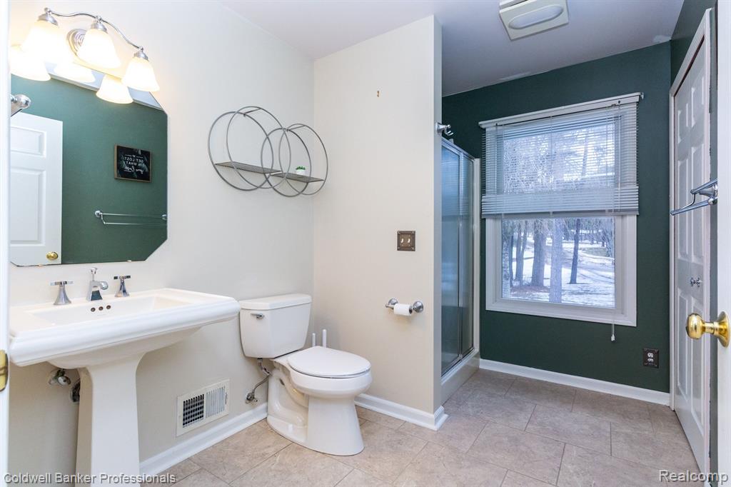 811 Ramsgate Lane Oxford, MI 48371 - Photo 29 of 48