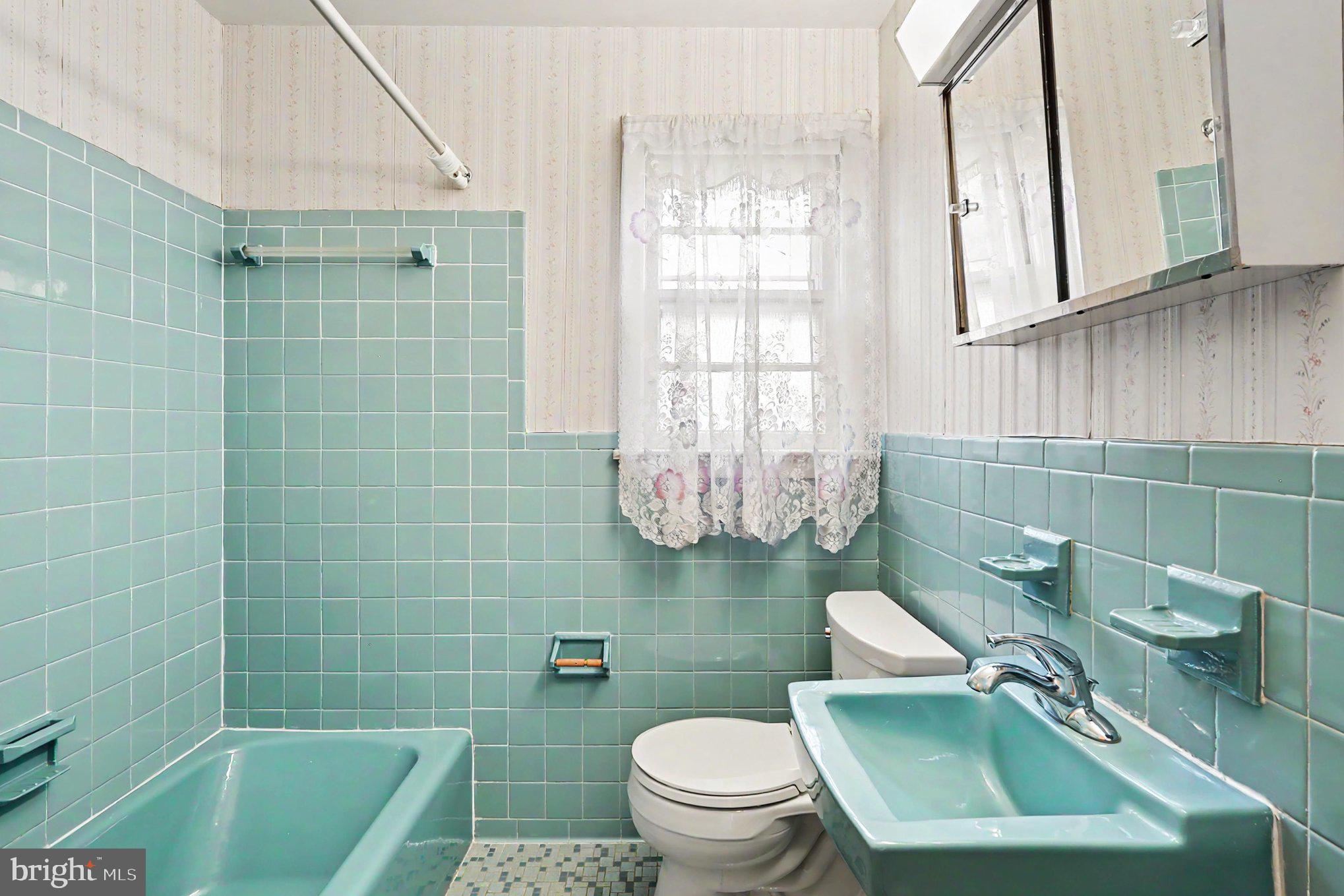 4411 Lucerne Road Temple Hills, MD 20748 - Photo 13 of 28 En-suite, primary bathroom