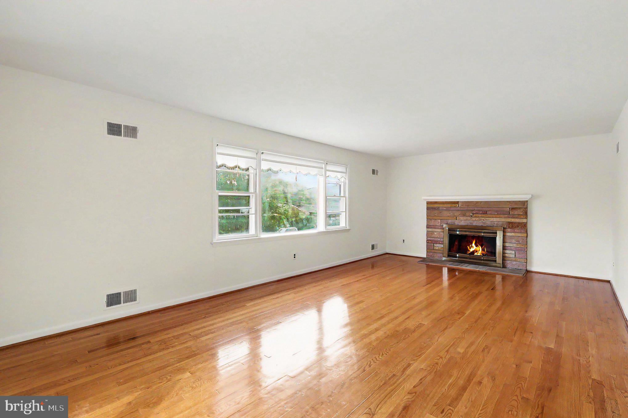 4411 Lucerne Road Temple Hills, MD 20748 - Photo 5 of 28