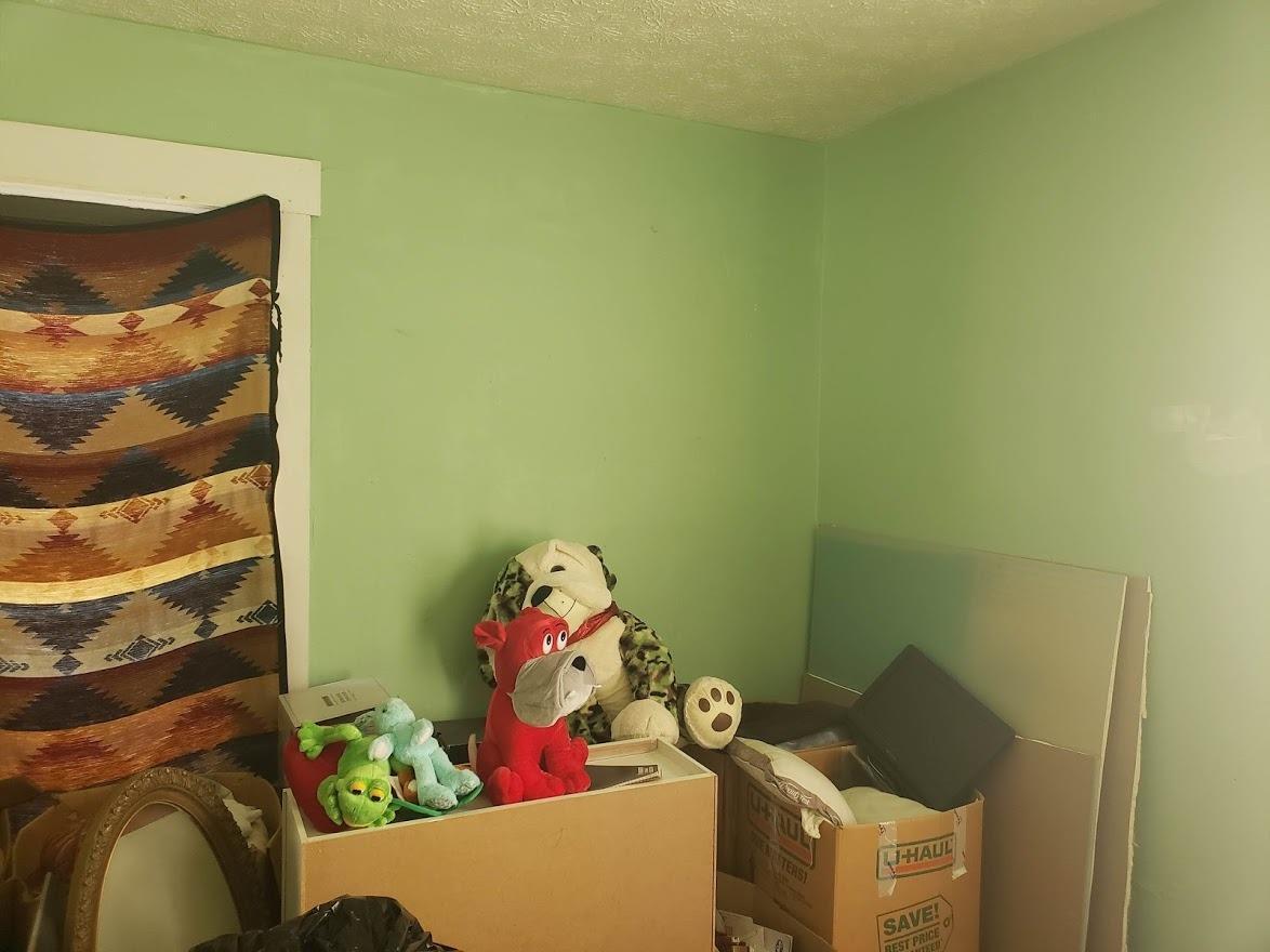 2208 Yankee Road Middletown, OH 45044 - Photo 5 of 12 Gallery Image 5