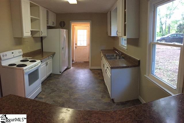 171 State Rd S-42-799 Inman, SC 29349 - Photo 6 of 11