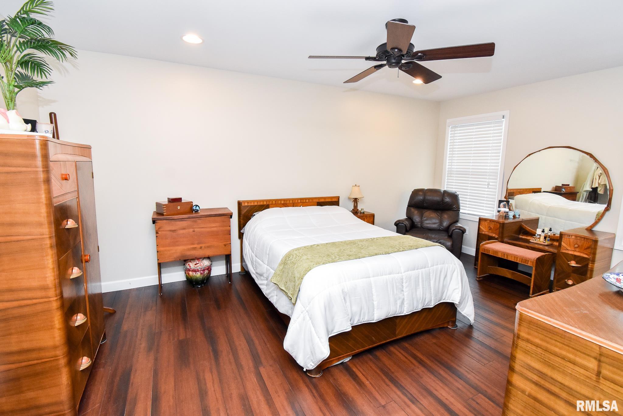 804 Devonshire Road Washington, IL 61571 - Photo 21 of 37 Gallery Image 21