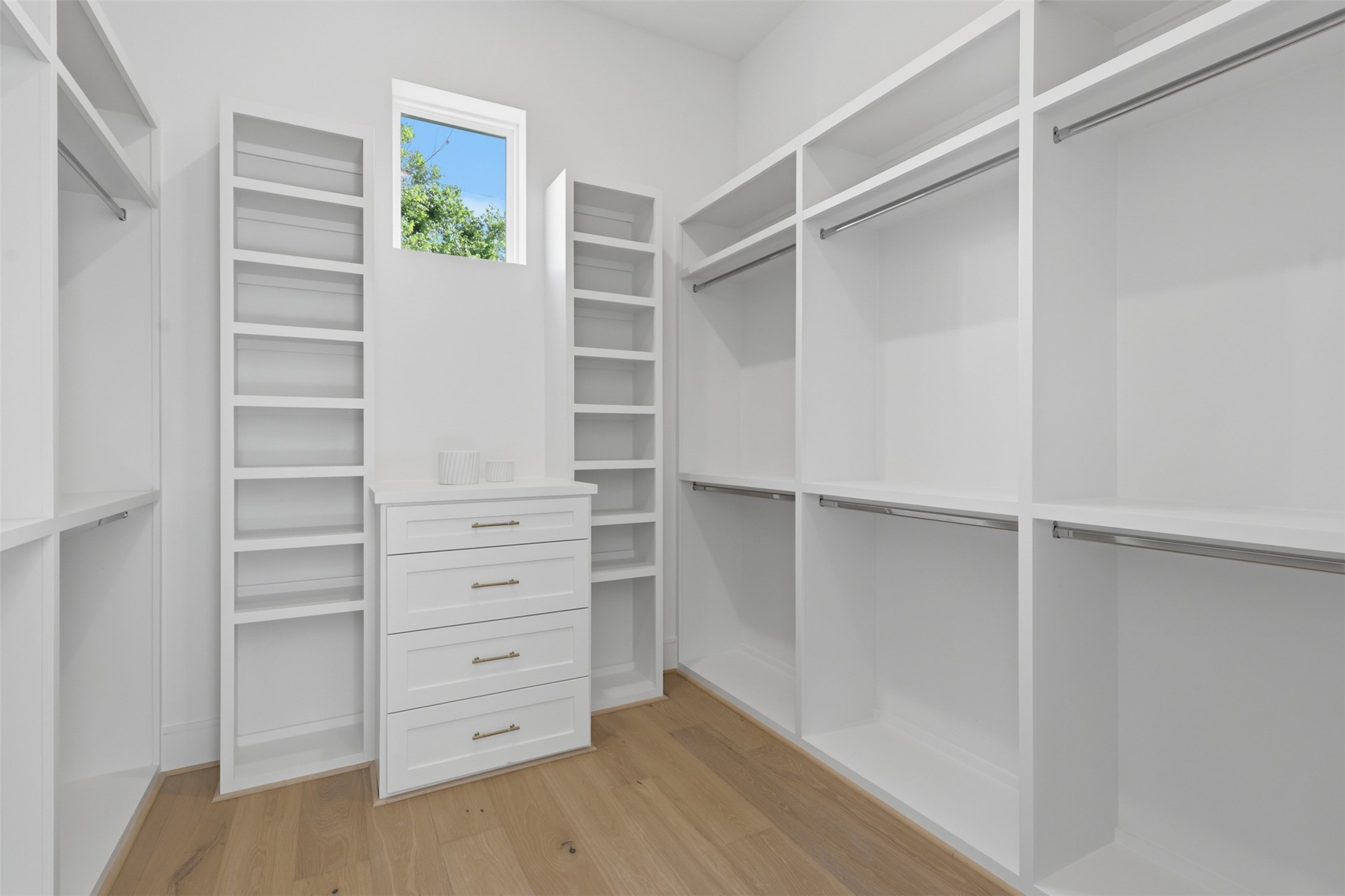 8021 Turquoise Lane Houston, TX 77055 - Photo 24 of 46 1 of 2 closets in primary bathroom