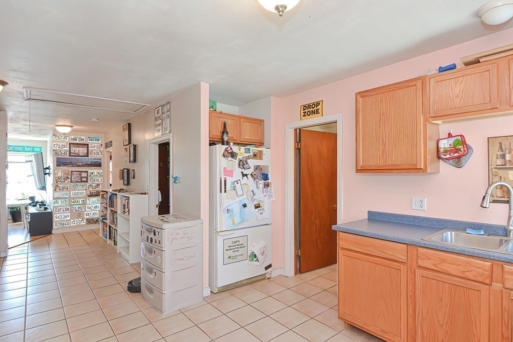 644 Prospect Street Fall River, MA 02720 - Photo 23 of 29 Gallery Image 23