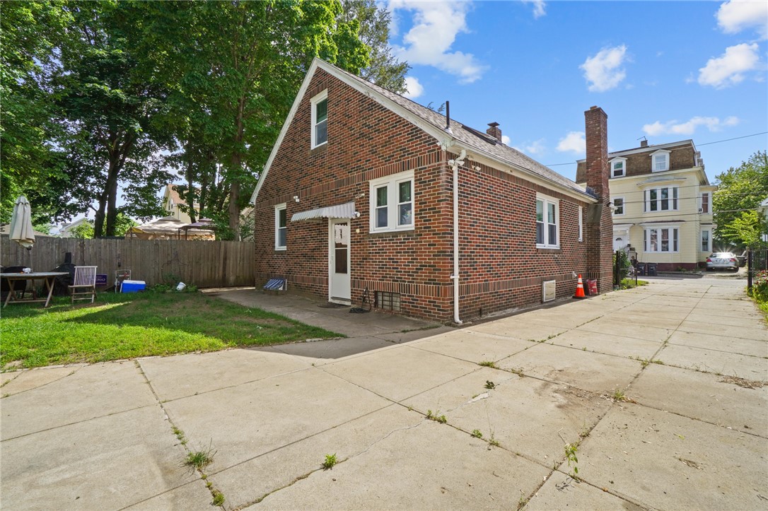 64 Ralph Street Providence, RI 02909 - Photo 21 of 25