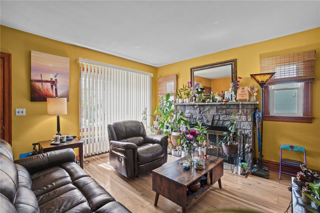 64 Ralph Street Providence, RI 02909 - Photo 4 of 25