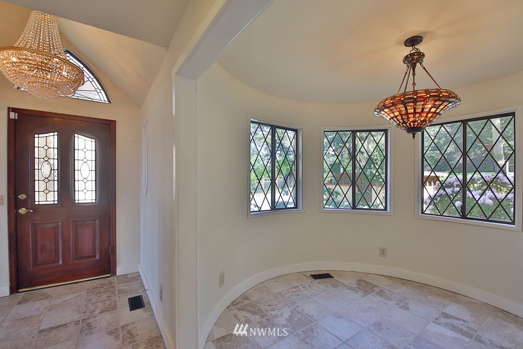 1399 West Beach Road Oak Harbor, WA 98277 - Photo 14 of 25