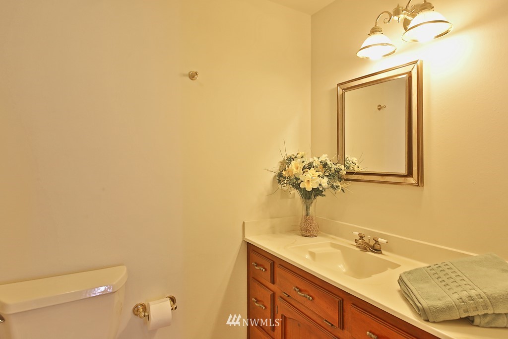 1399 West Beach Road Oak Harbor, WA 98277 - Photo 16 of 25