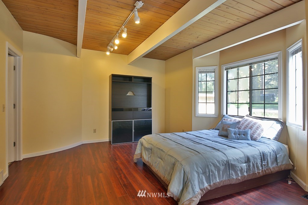 1399 West Beach Road Oak Harbor, WA 98277 - Photo 17 of 25