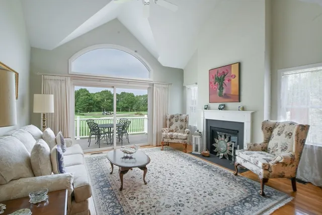 $799,000 | 16 Amberwood Court, Unit 16, Bourne, MA 02532