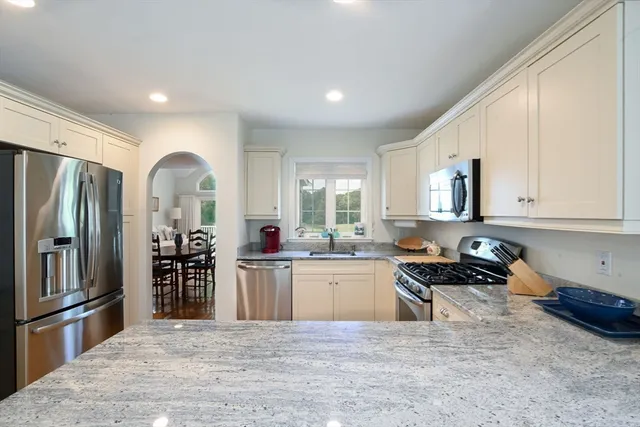 $799,000 | 16 Amberwood Court, Unit 16, Bourne, MA 02532