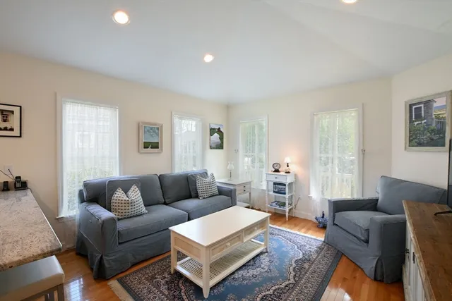 $799,000 | 16 Amberwood Court, Unit 16, Bourne, MA 02532