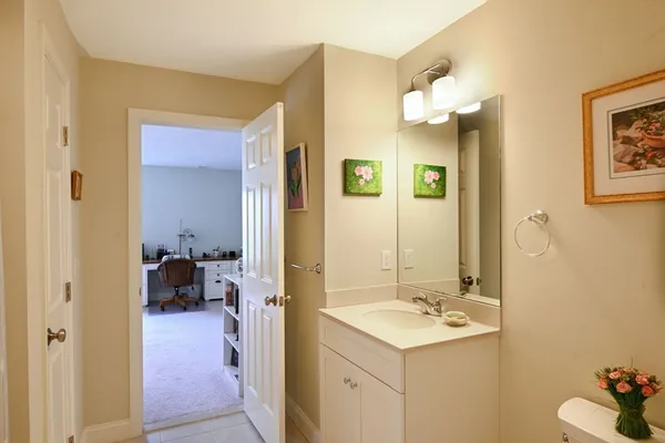 $799,000 | 16 Amberwood Court, Unit 16, Bourne, MA 02532