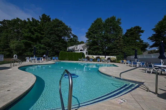 $799,000 | 16 Amberwood Court, Unit 16, Bourne, MA 02532