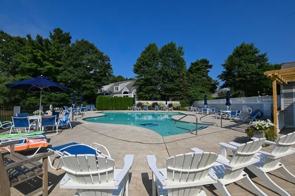 $799,000 | 16 Amberwood Court, Unit 16, Bourne, MA 02532