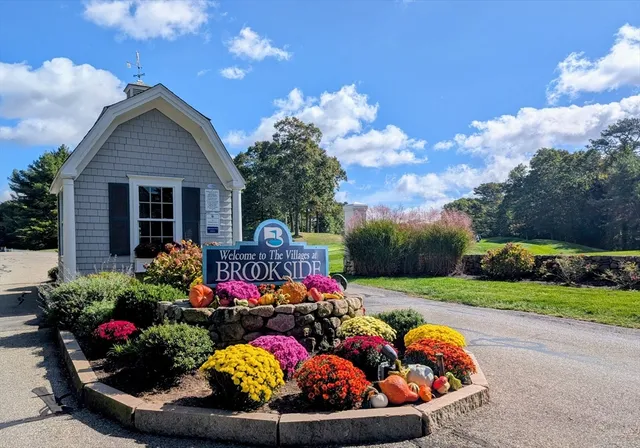 $799,000 | 16 Amberwood Court, Unit 16, Bourne, MA 02532