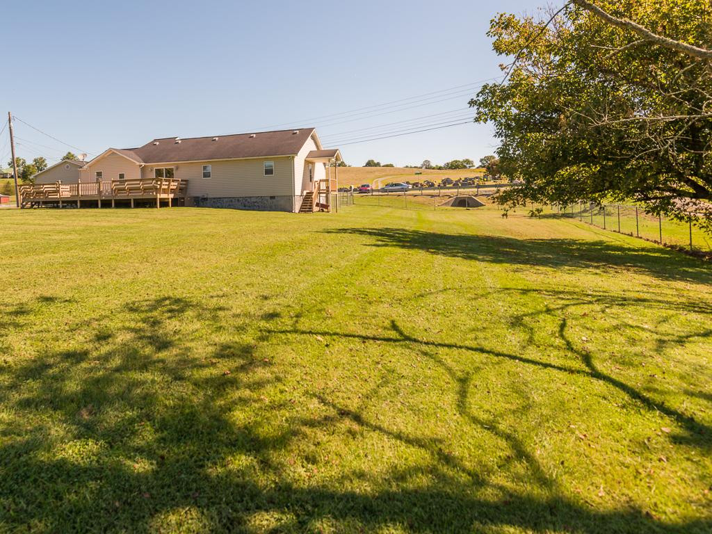 1628 Hickory Tree Road Bristol, TN 37620 - Photo 8 of 33 Photo 8