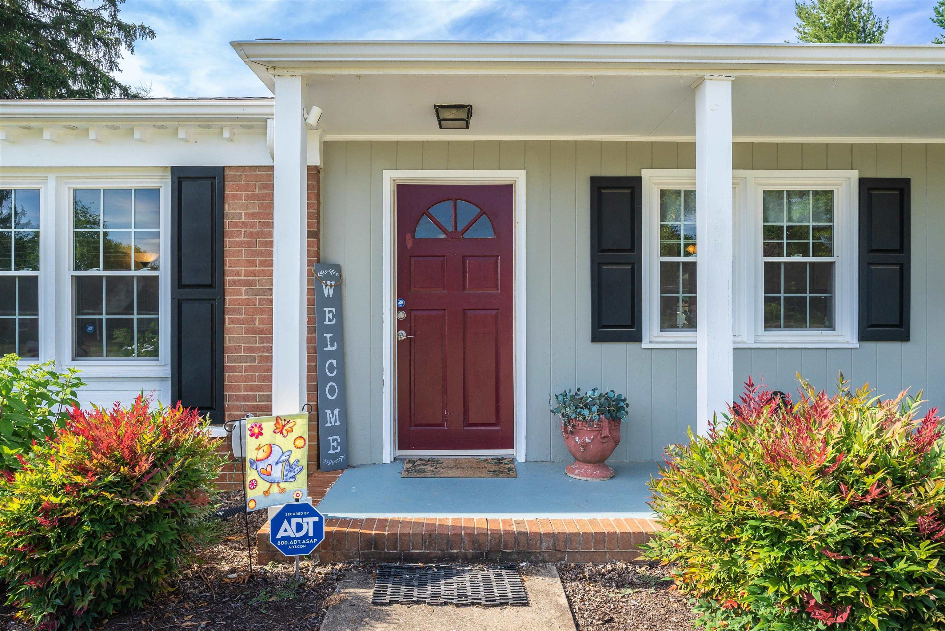 811 Kent Road Waynesboro, VA 22980 - Photo 1 of 39 Gallery Image 1