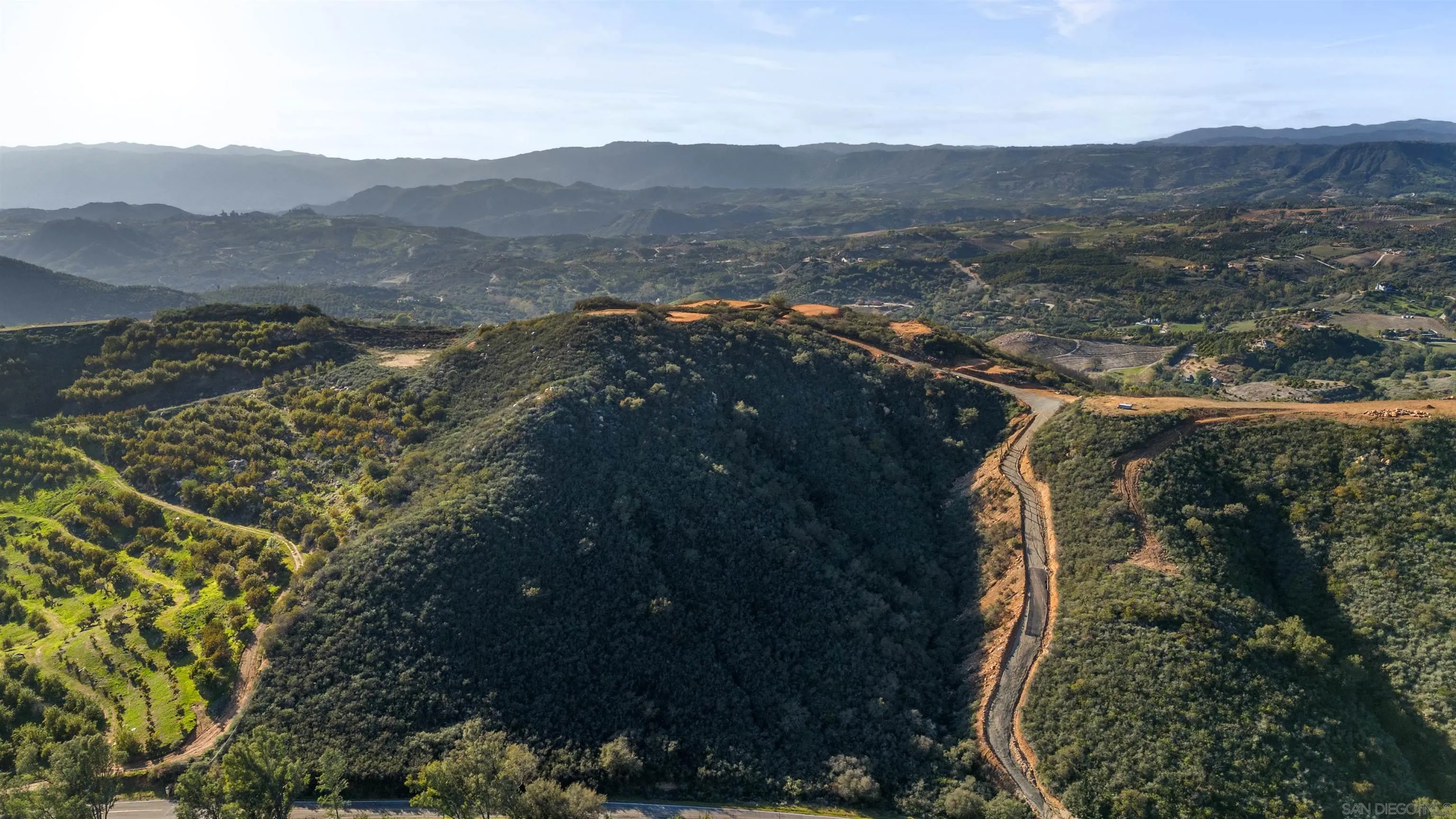 555 Calle Jardin, Unit 1 Temecula, CA 92590 - Photo 19 of 22 a view of city and mountain