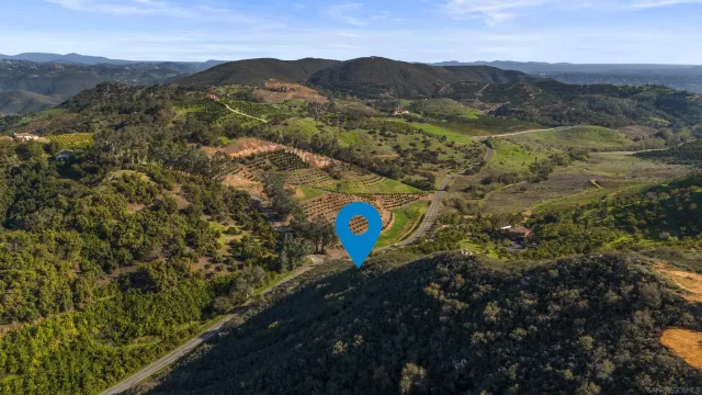 $600,000 | 555 Calle Jardin, Unit 1, Temecula, CA 92590