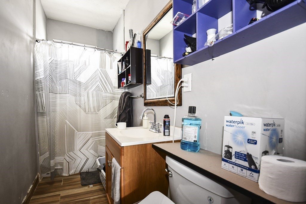 97 Arthur Street Worcester, MA 01604 - Photo 11 of 42 a utility room with dryer and washer