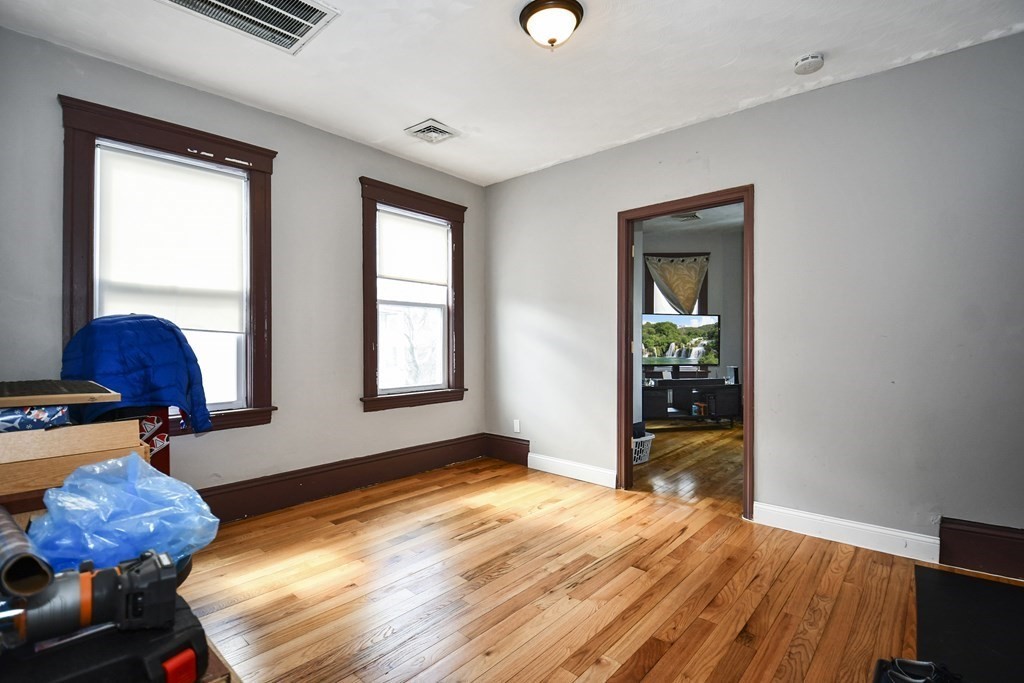 97 Arthur Street Worcester, MA 01604 - Photo 9 of 42 a workspace with furniture and window