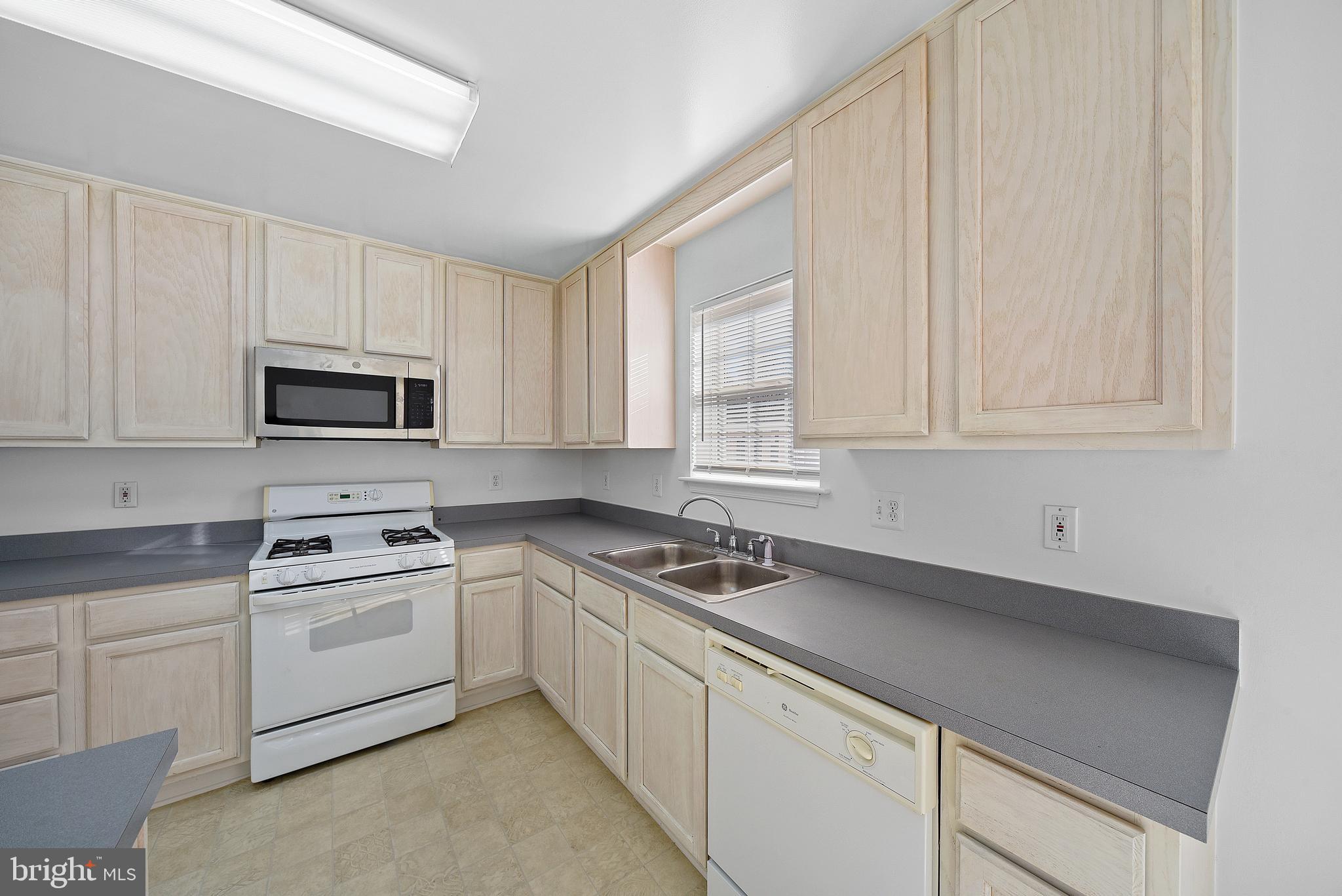 4606 Ashforth Way Owings Mills, MD 21117 - Photo 14 of 36