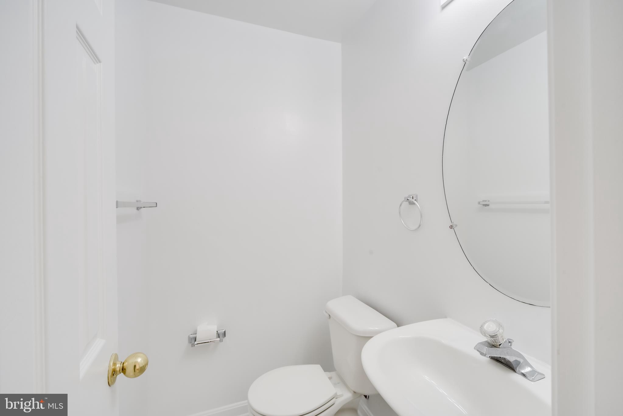 4606 Ashforth Way Owings Mills, MD 21117 - Photo 5 of 36 FIRST LEVEL POWDER ROOM
