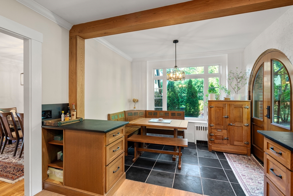 601 Walnut Street Newton, MA 02460 - Photo 5 of 21