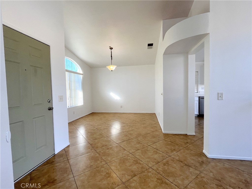 65836 Avenida Cadena Desert Hot Springs, CA 92240 - Photo 3 of 24