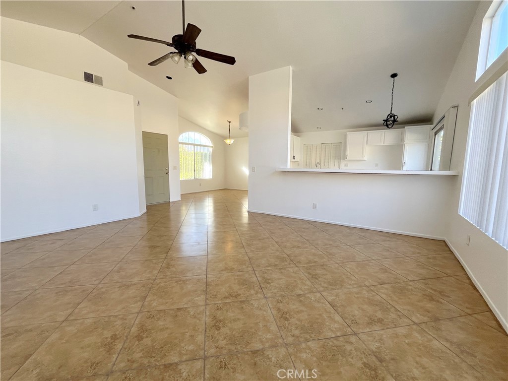 65836 Avenida Cadena Desert Hot Springs, CA 92240 - Photo 4 of 24