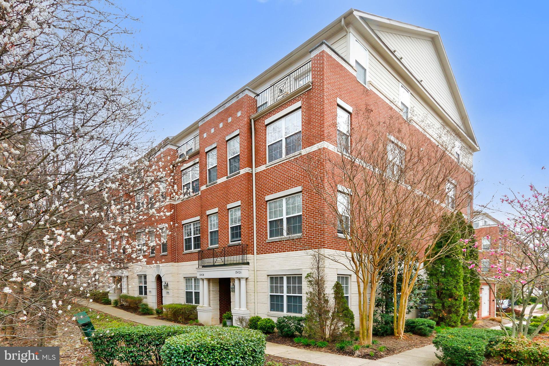 12432 Liberty Bridge Road Fairfax, VA 22033 - Photo 2 of 43 Penthouse LvL- End Unit with 2 Outdoor Spaces:)