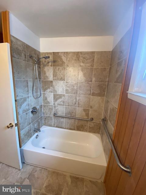 313 Darby Road Ridley Park, PA 19078 - Photo 7 of 9 Gallery Image 7