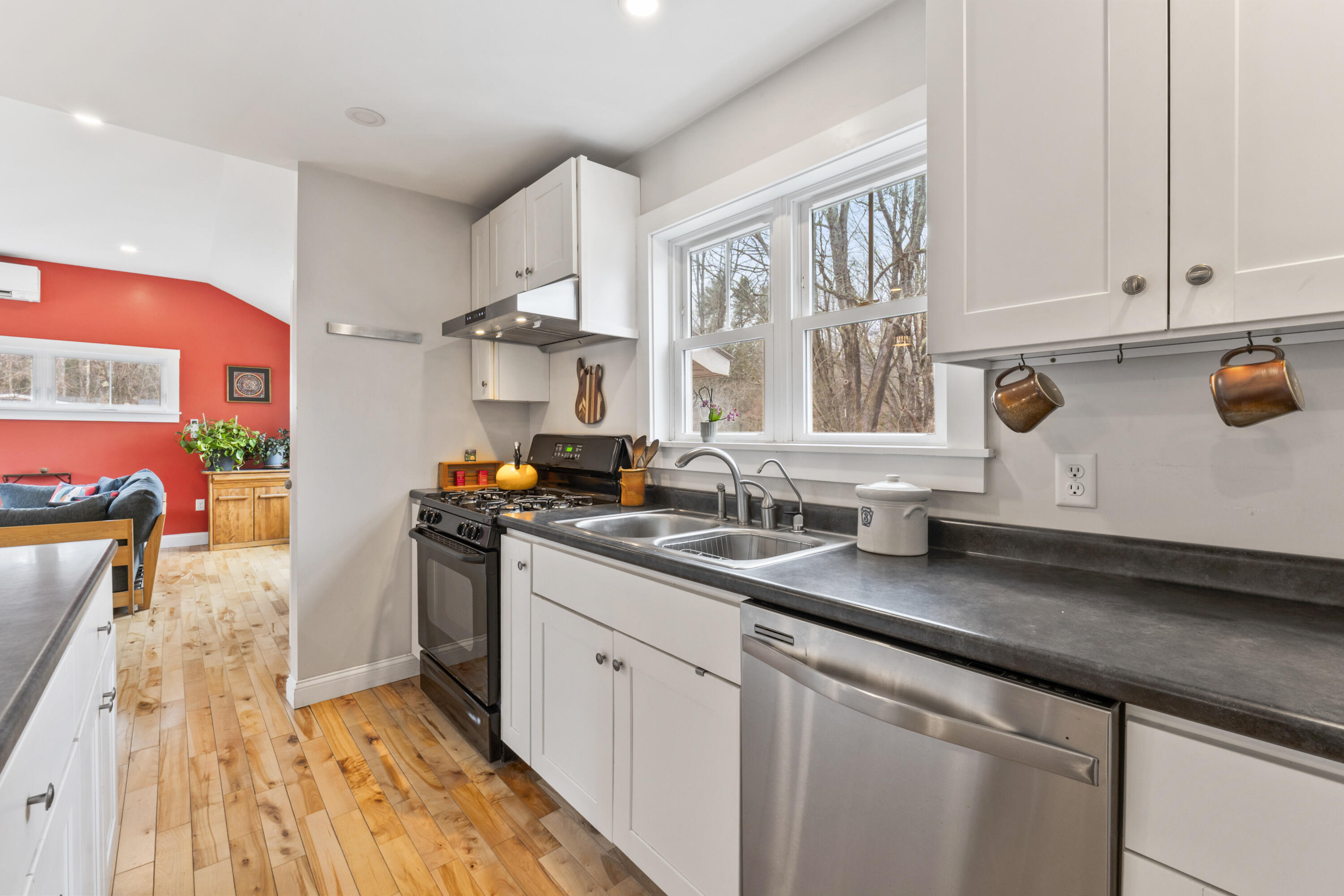 60 Pleasant Hill Road Freeport, ME 04032 - Photo 5 of 71 photos_high_resolution_60_Pleasant_Hill_