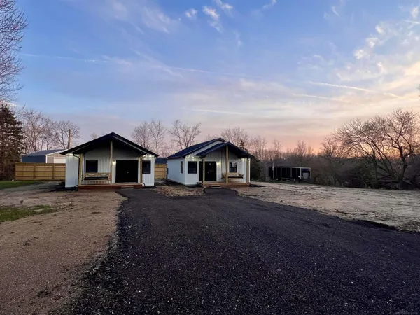 $364,900 | 7127 Grand River Avenue, Saranac, MI 48881