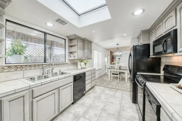 $315,000 | 595 Quill Lane, Clovis, CA 93612