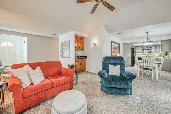 $315,000 | 595 Quill Lane, Clovis, CA 93612