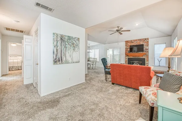 $315,000 | 595 Quill Lane, Clovis, CA 93612