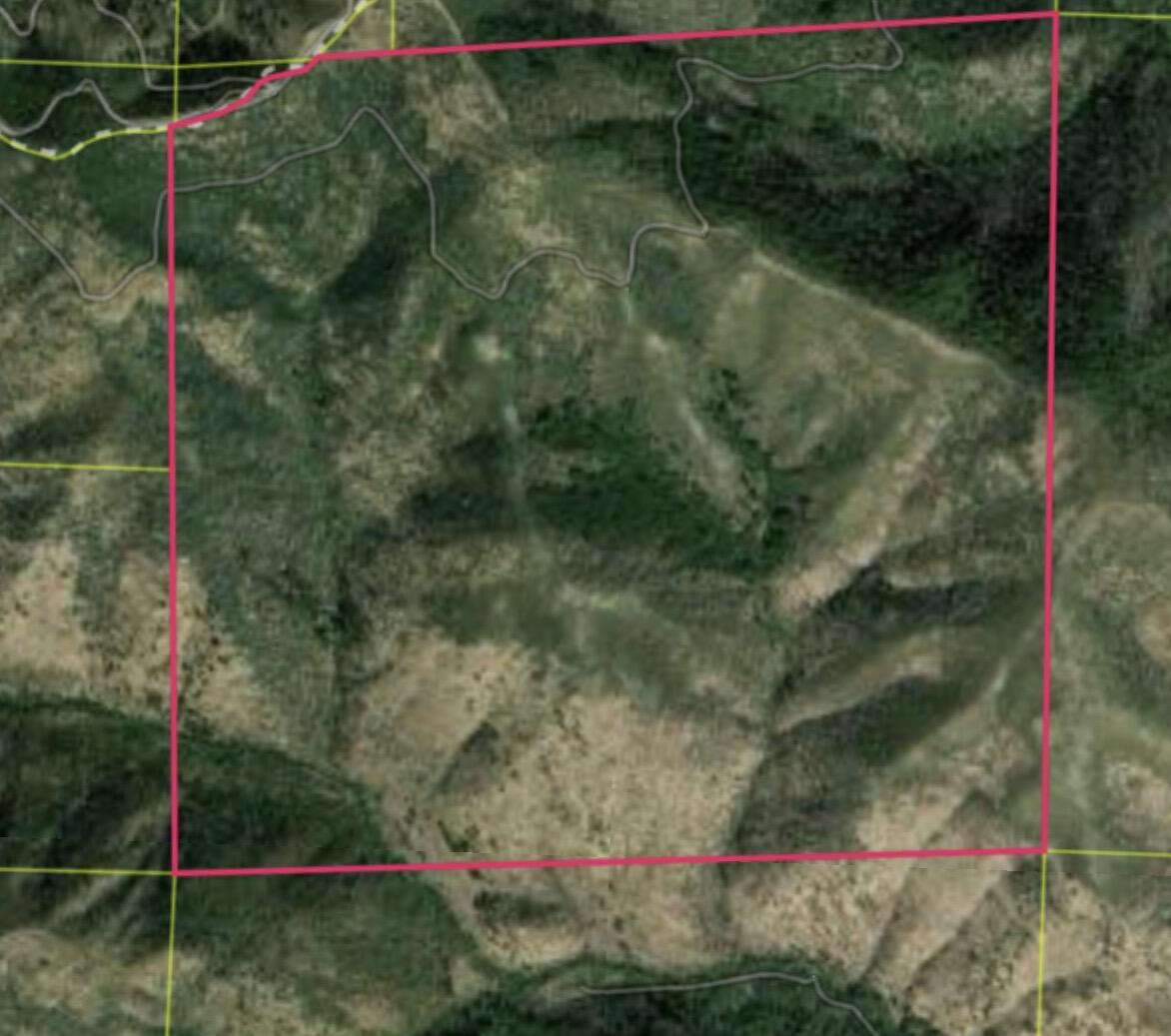611 Lewiston Turnpike Road French Gulch, CA 96033 - Photo 1 of 3 Property Outline