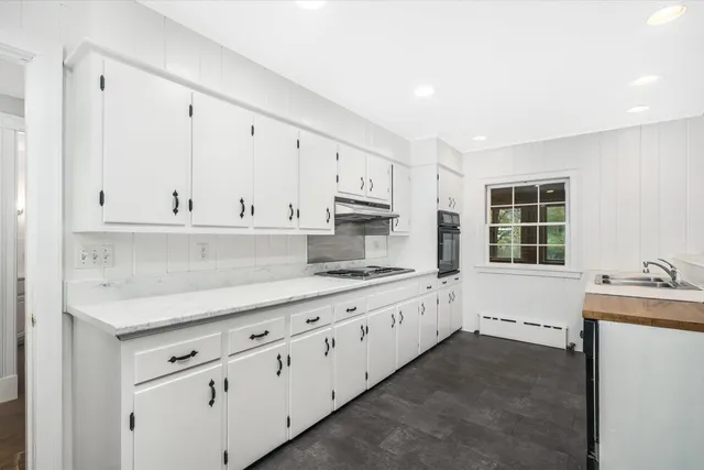 $750,000 | 61 Elm Street, Walpole, NH 03608