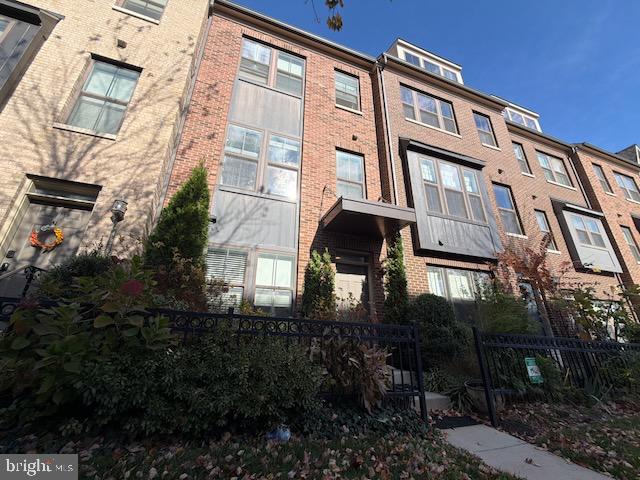 4638 Woodberry Street Riverdale, MD 20737 - Photo 54 of 78 Charming townhouse with modern design.