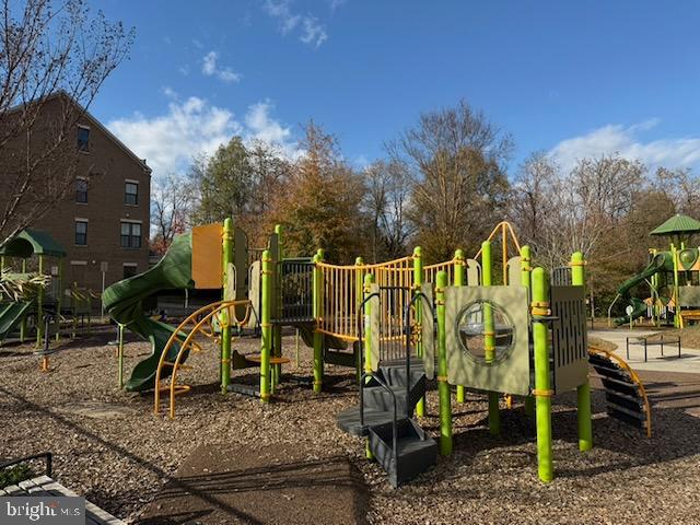 4638 Woodberry Street Riverdale, MD 20737 - Photo 68 of 78 Children's Playground