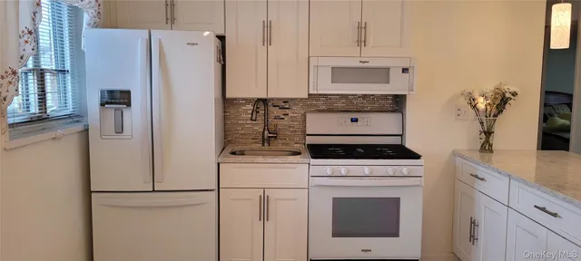 $279,900 | 229-15 87th Avenue, Unit 454 | Bellerose