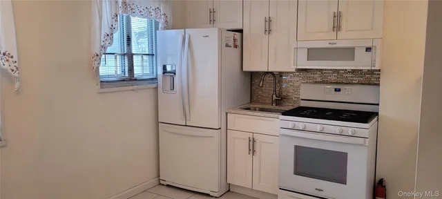 $279,900 | 229-15 87th Avenue, Unit 454 | Bellerose