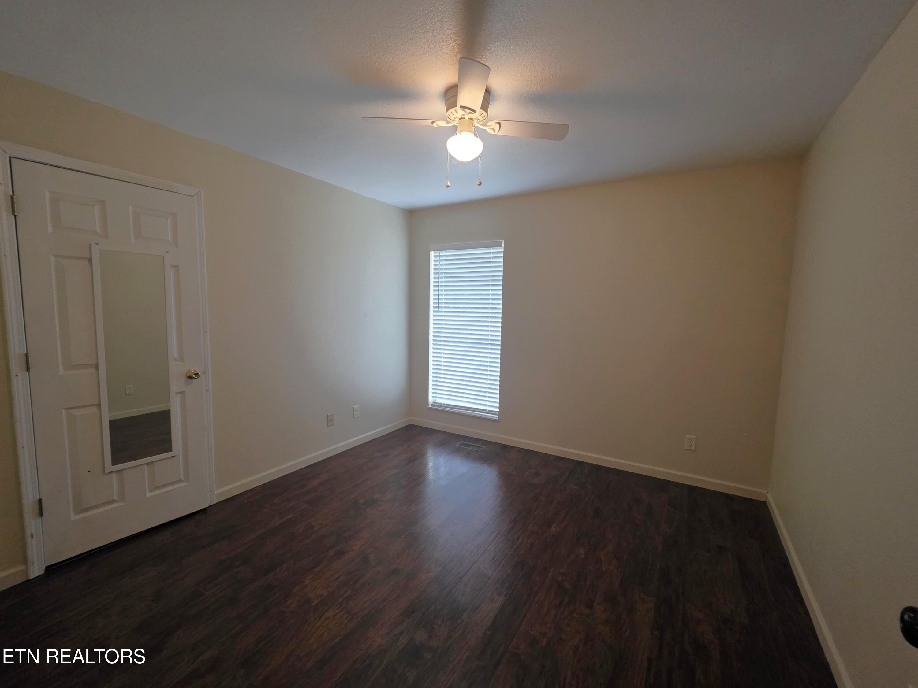 1750 Meadow Ridge Circle Sevierville, TN 37862 - Photo 12 of 25 Bedroom