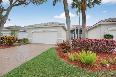 $395,000 | 10585 Royal Caribbean Circle, Boynton Beach, FL 33437
