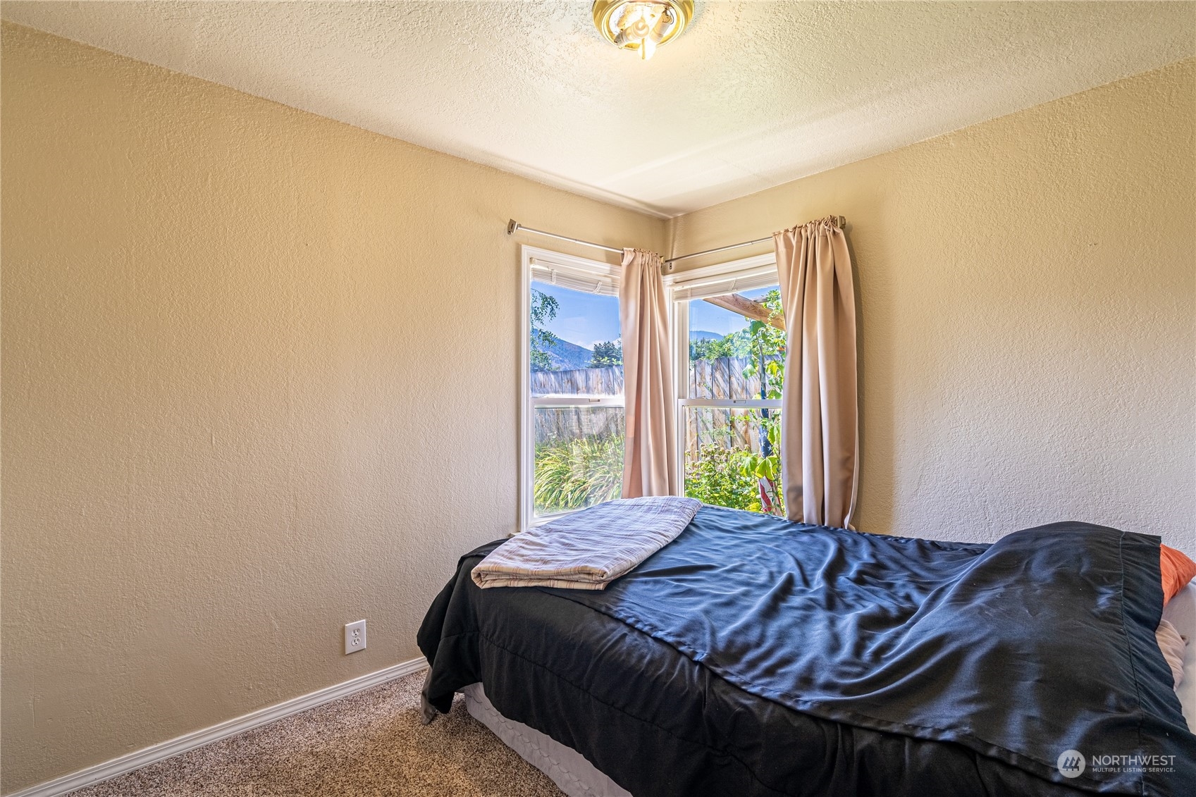 50 South Madeline Road Manson, WA 98831 - Photo 14 of 37