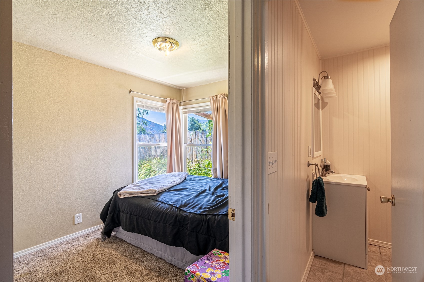 50 South Madeline Road Manson, WA 98831 - Photo 15 of 37